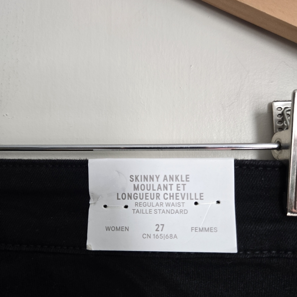 NWT H&M Black Skinny Ankle Jeans -Size 27 - Picture 7 of 8